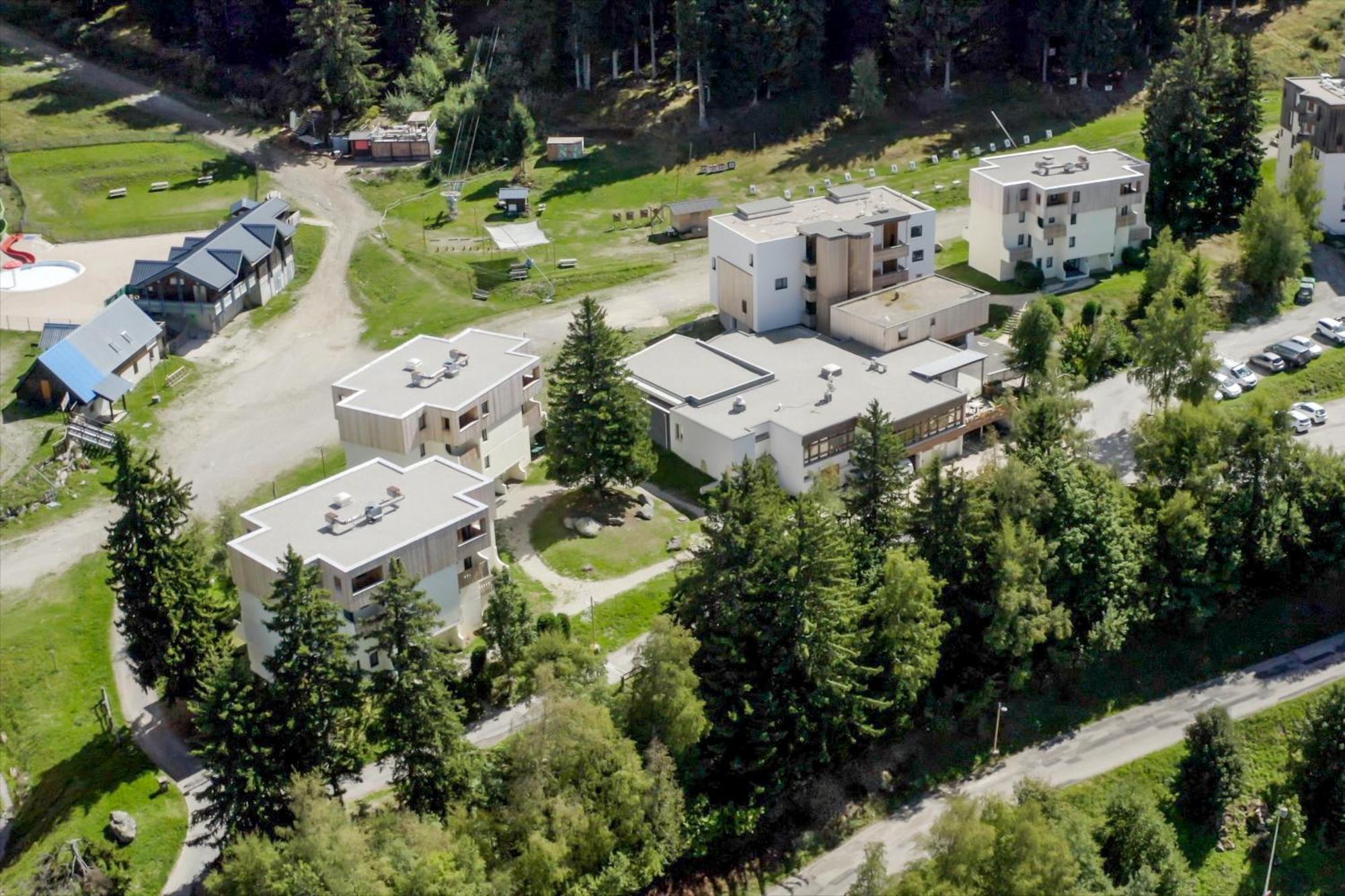 Vvf Les 7 Laux Massif De Belledonne Hotel พราพูเตล ภายนอก รูปภาพ